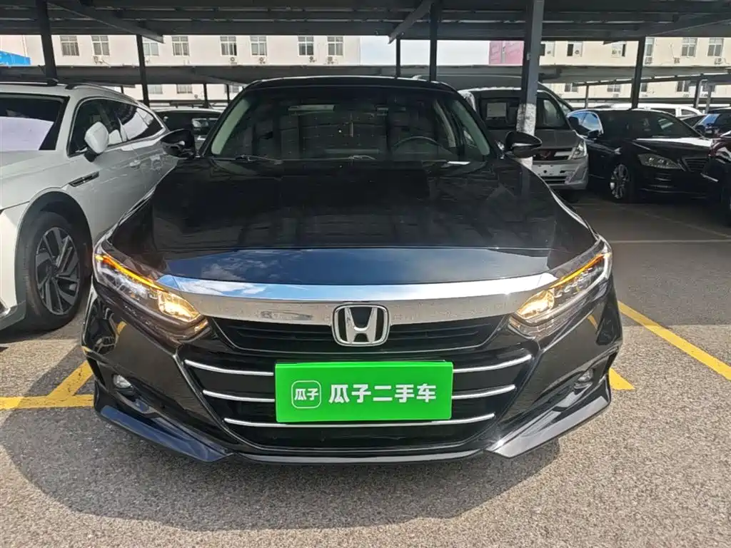 Honda Accord — фото 3