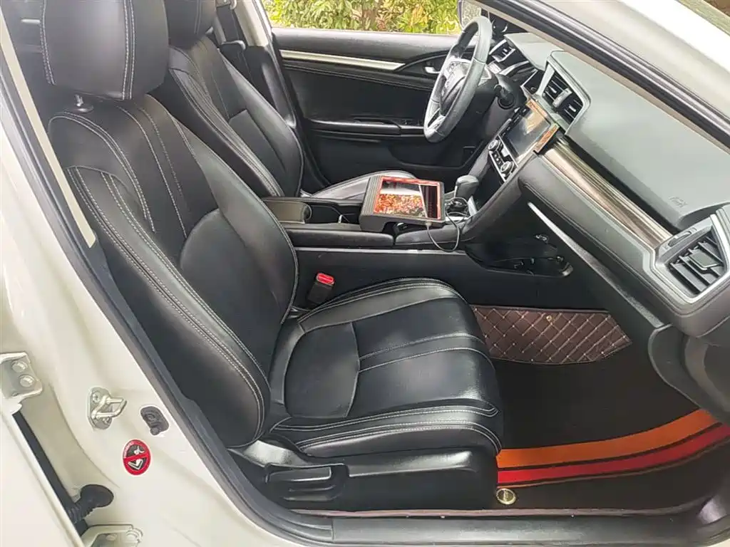 Honda Civic — фото 25