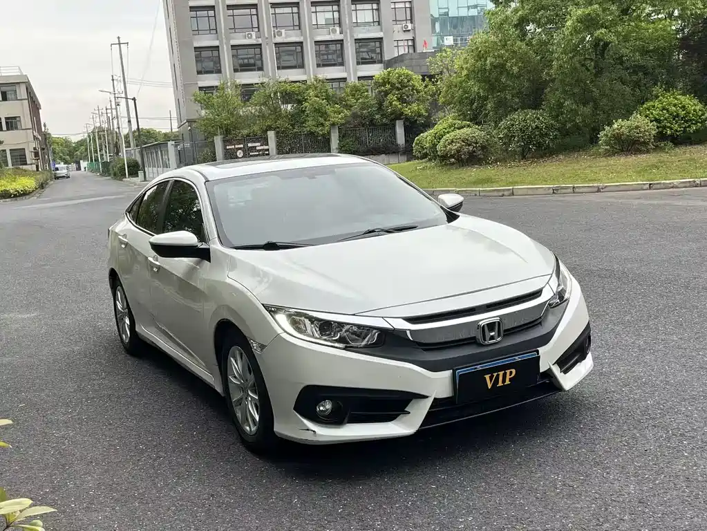 Honda Civic — фото 3