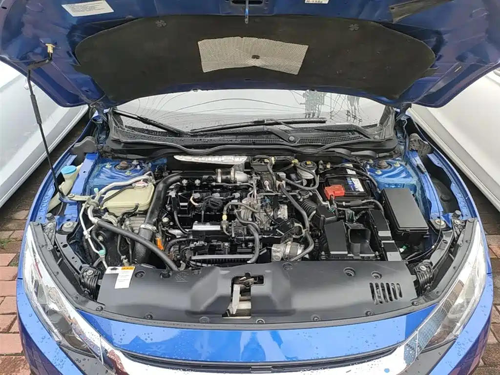 Honda Civic — фото 20