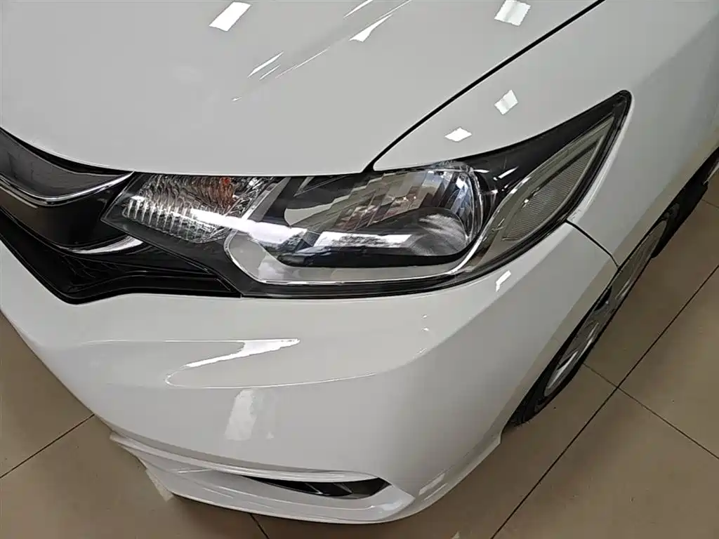 Honda Fit — фото 24