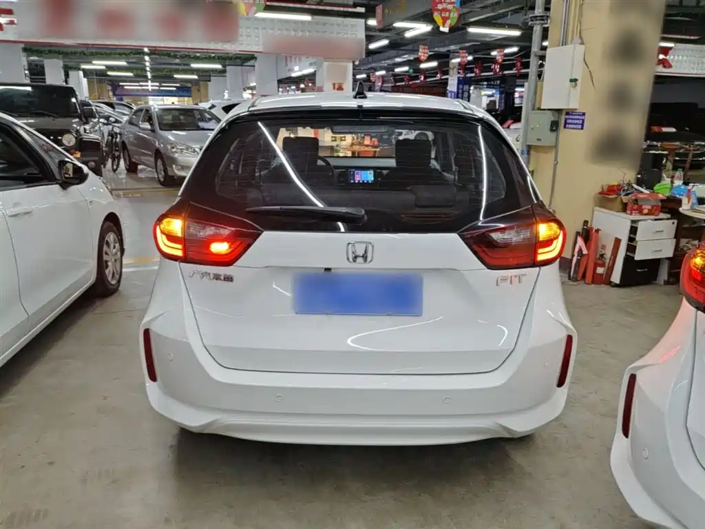 Honda Fit — фото 6