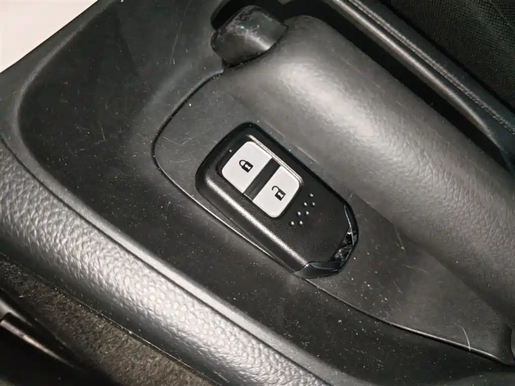 Honda Fit — фото 9