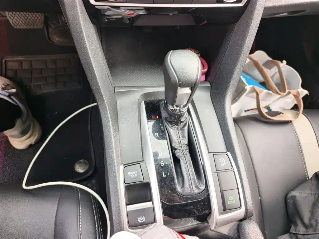 Honda Civic — фото 7