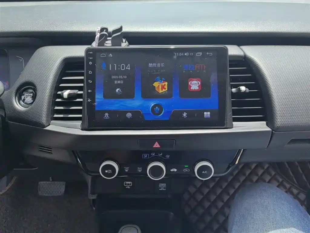 Honda Fit — фото 13