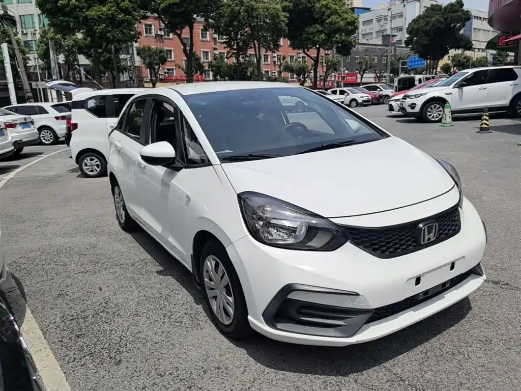 Honda Fit — фото 4