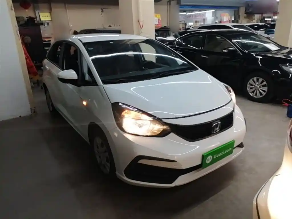 Honda Fit — фото 4