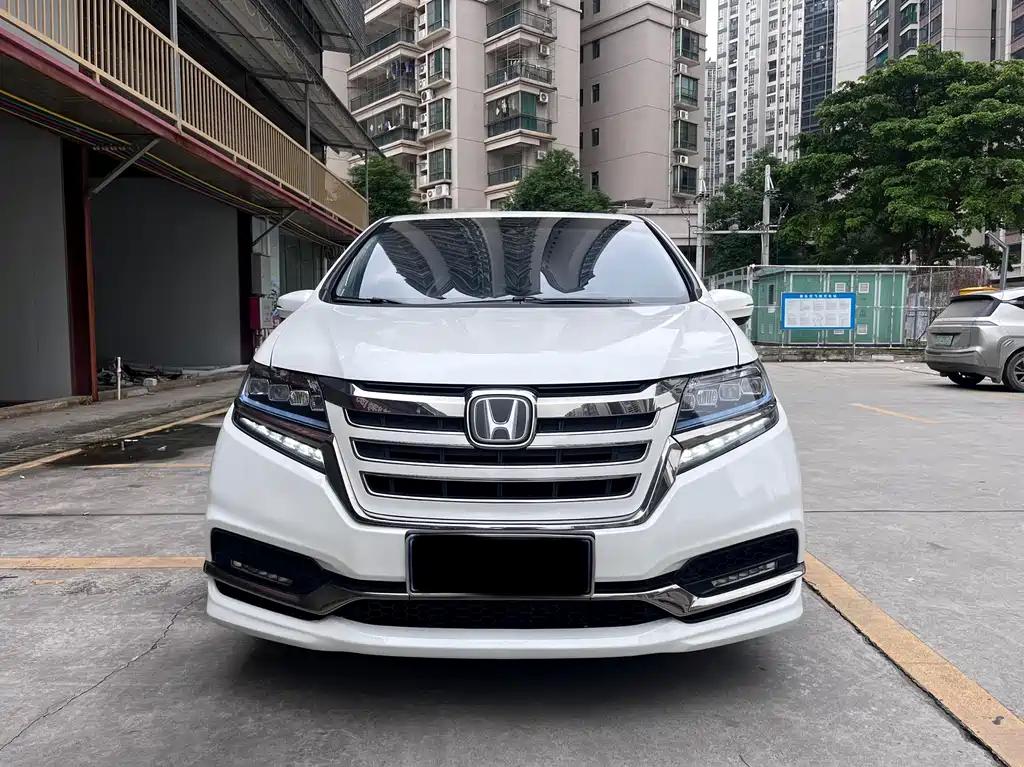Honda Elysion — фото 2
