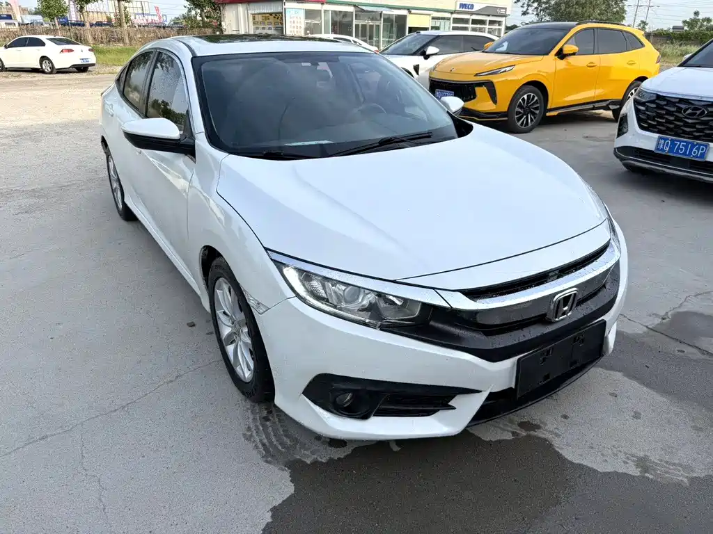 Honda Civic — фото 3