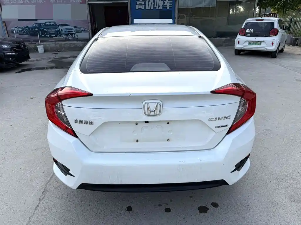 Honda Civic — фото 8
