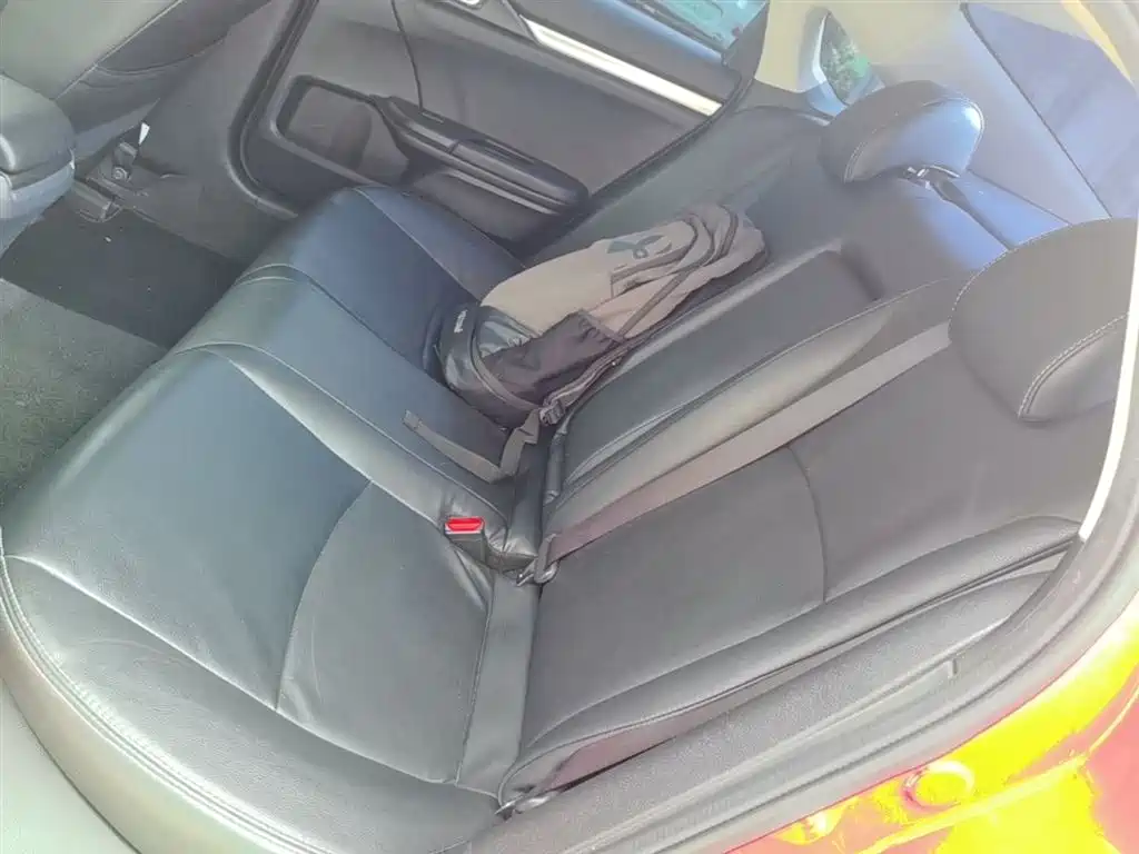 Honda Civic — фото 17