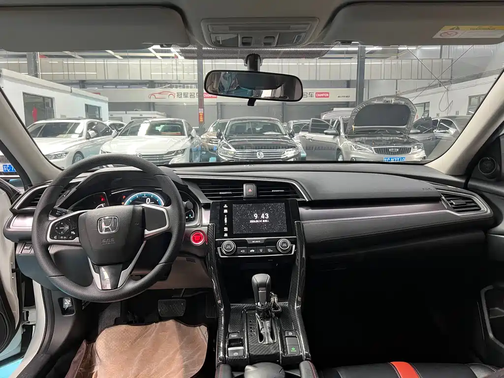 Honda Civic — фото 9