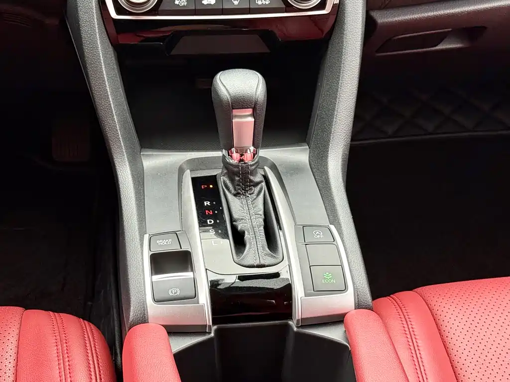 Honda Civic — фото 15