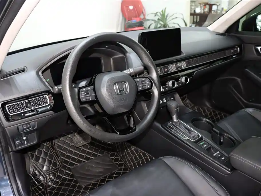 Honda Civic — фото 10
