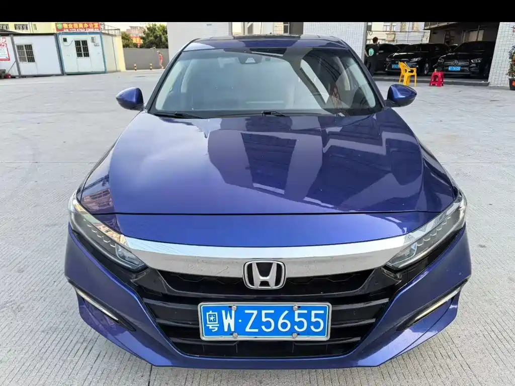 Honda Accord — фото 5