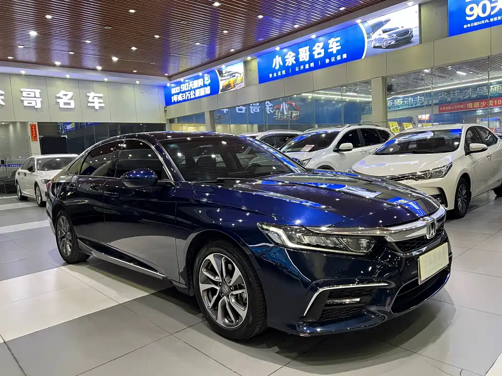 Honda Inspire — фото 2