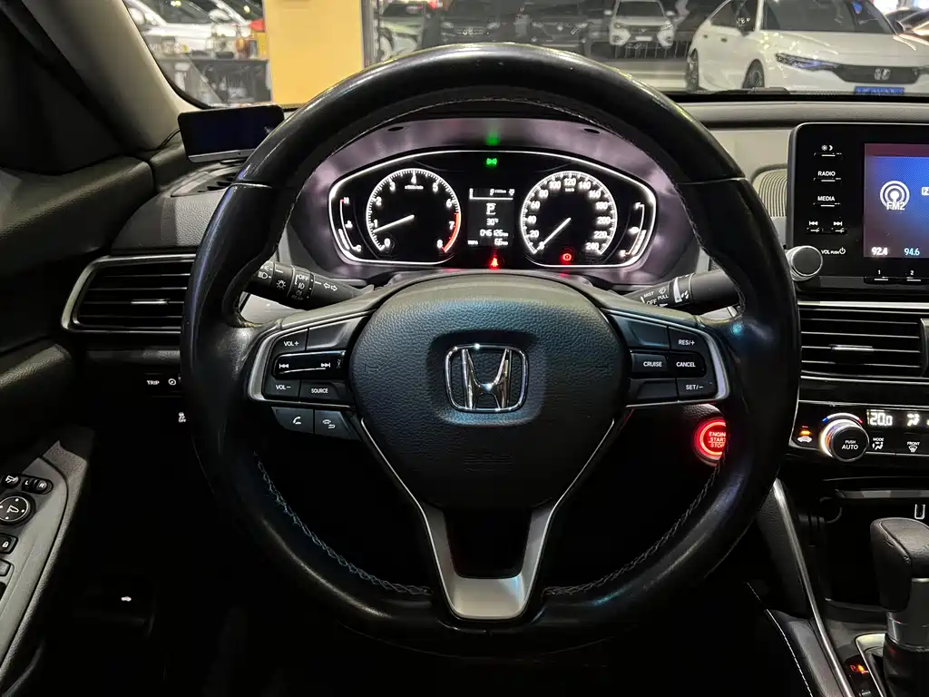 Honda Inspire — фото 14