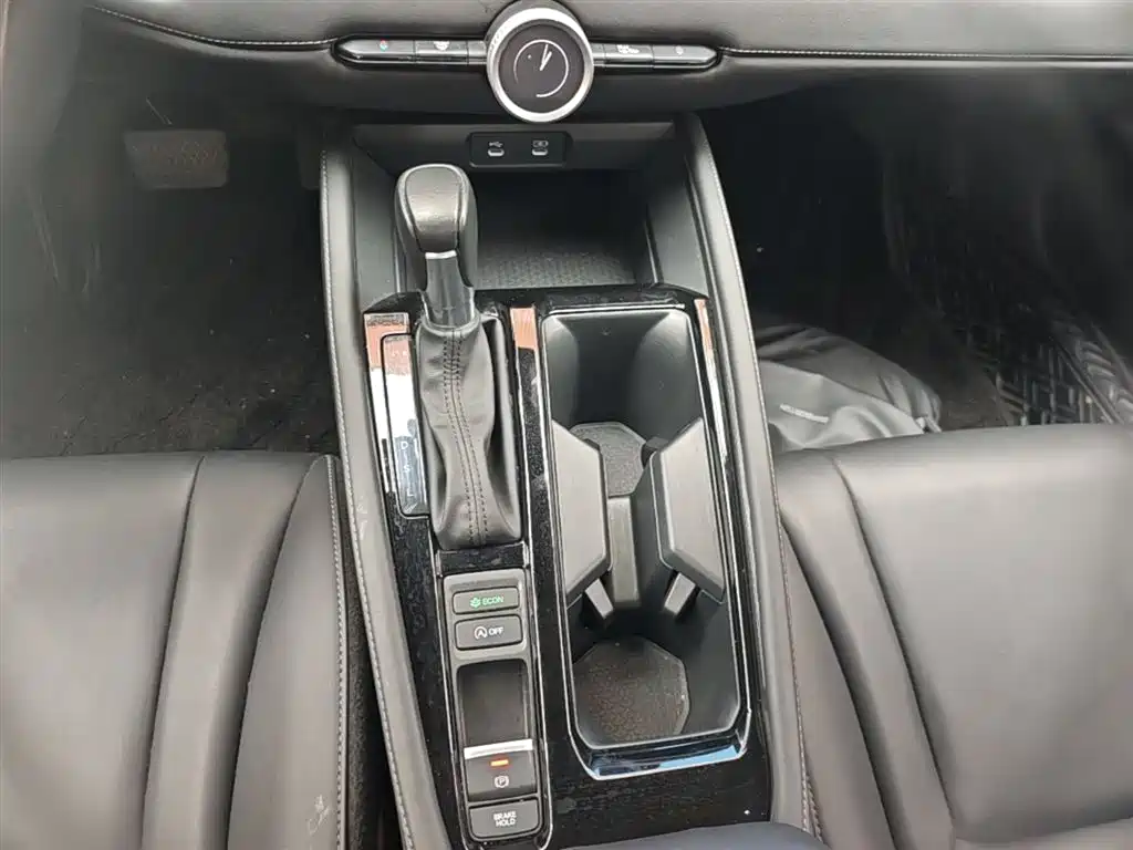 Honda Inspire — фото 14