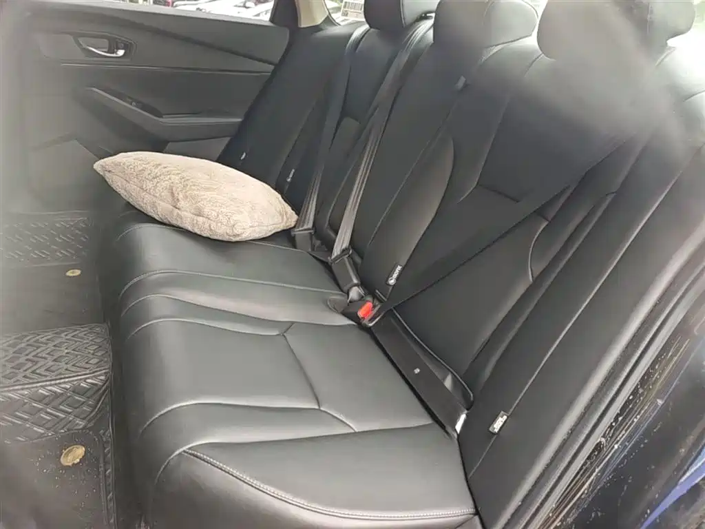 Honda Inspire — фото 17