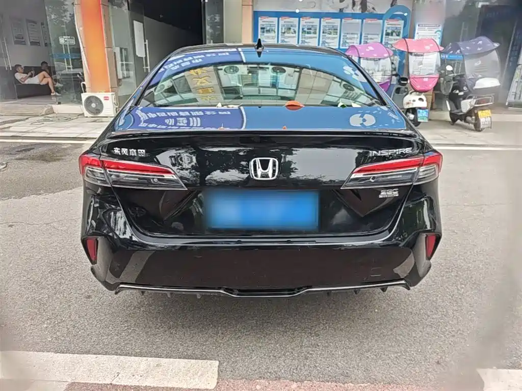 Honda Inspire — фото 6