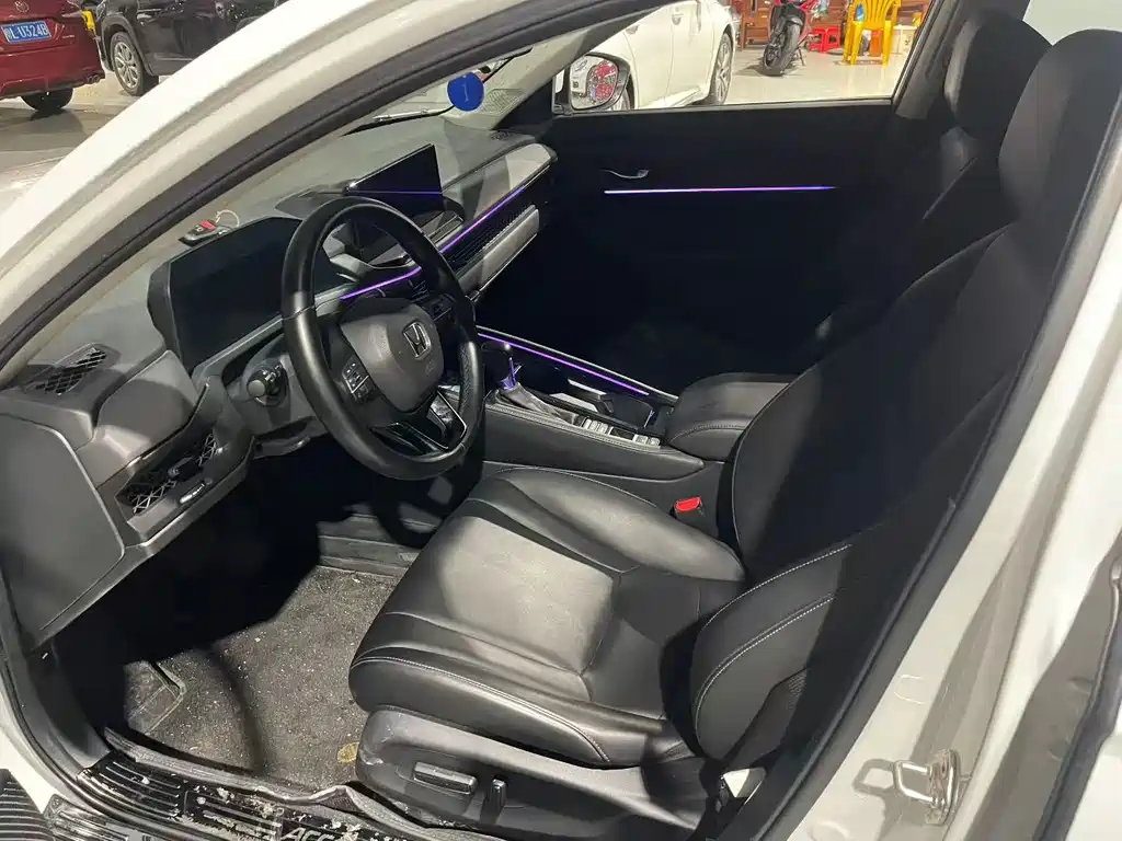 Honda Accord — фото 5