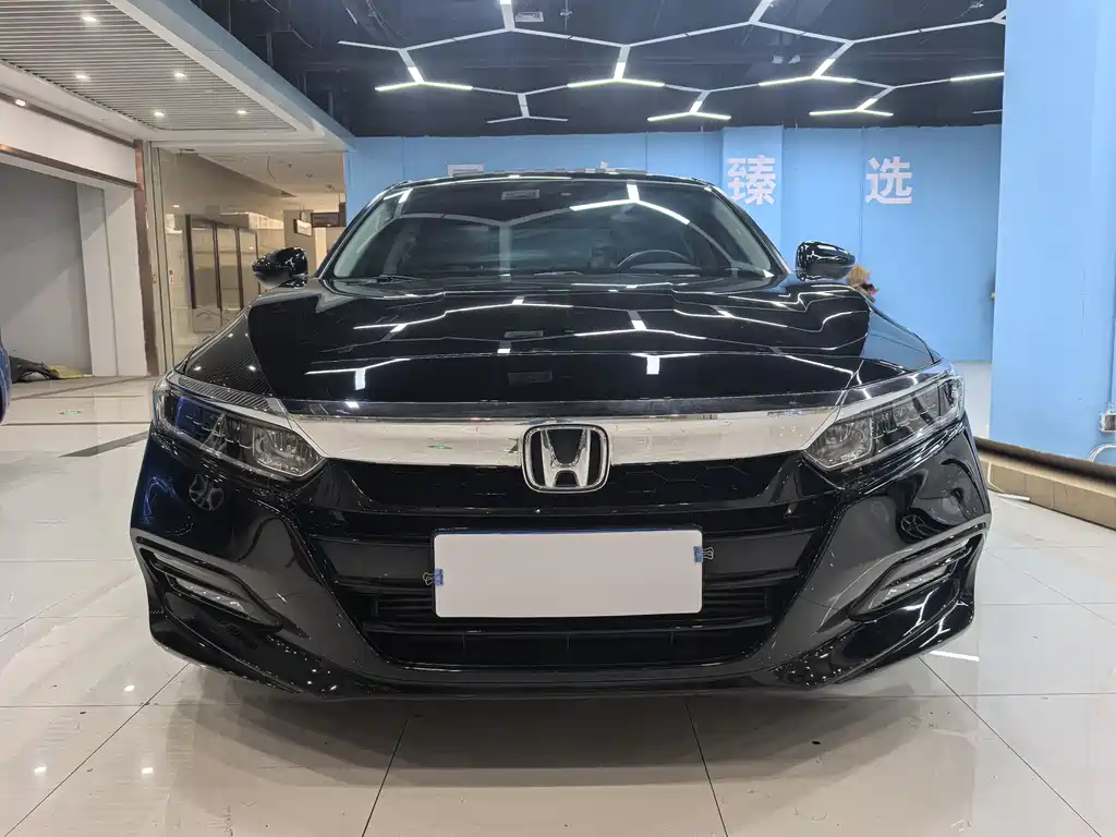 Honda Accord — фото 5