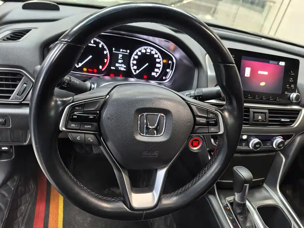 Honda Accord — фото 6
