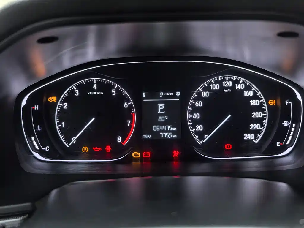 Honda Accord — фото 10