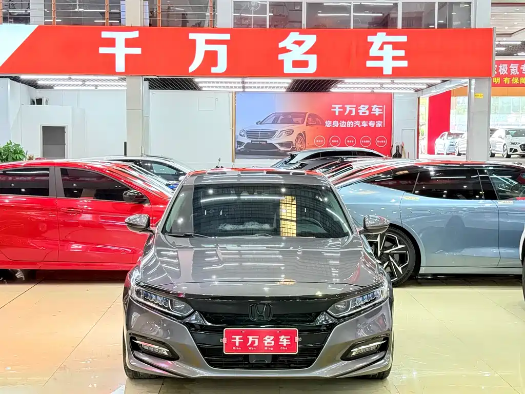 Honda Accord — фото 2