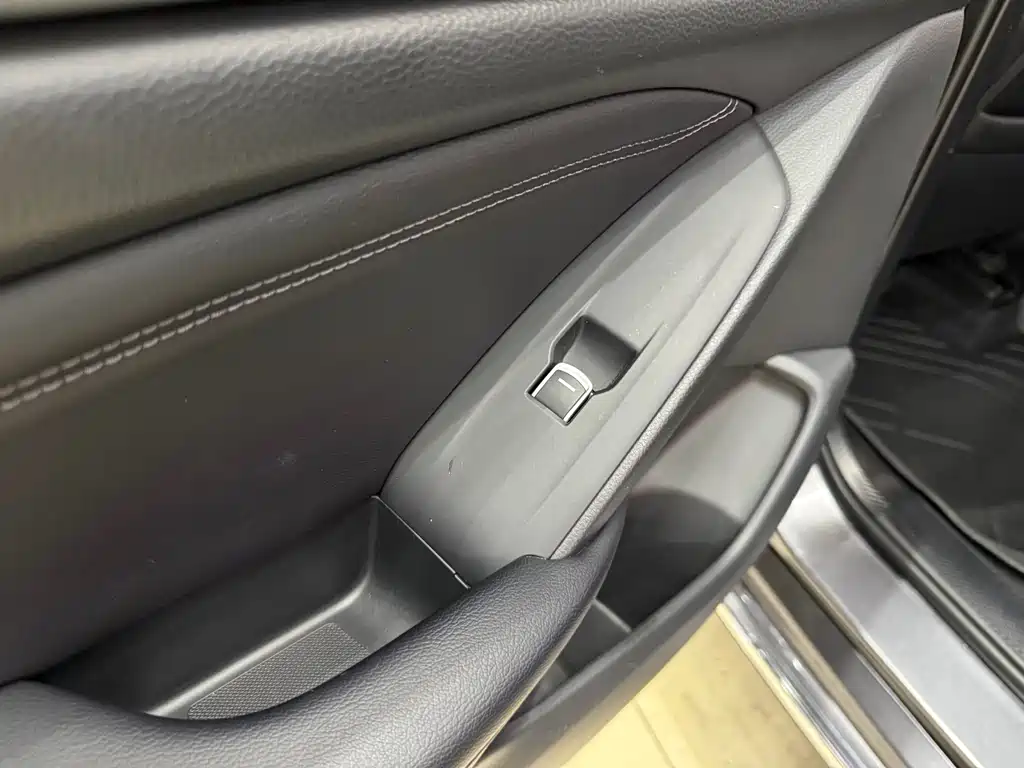 Honda Accord — фото 15