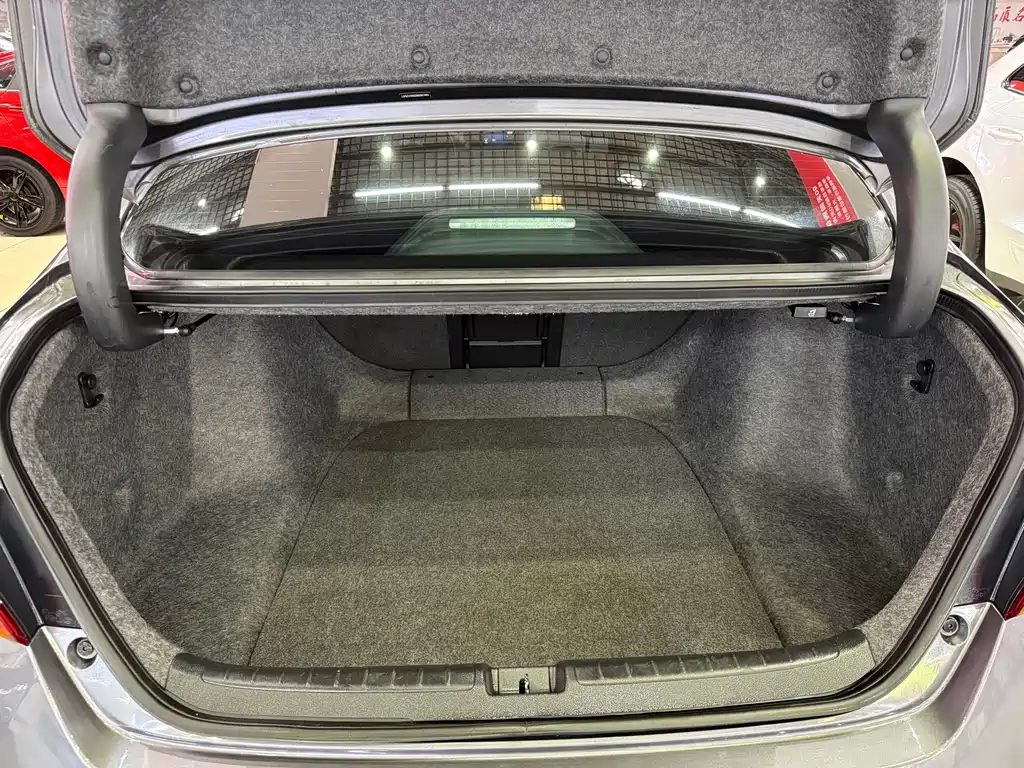 Honda Accord — фото 28