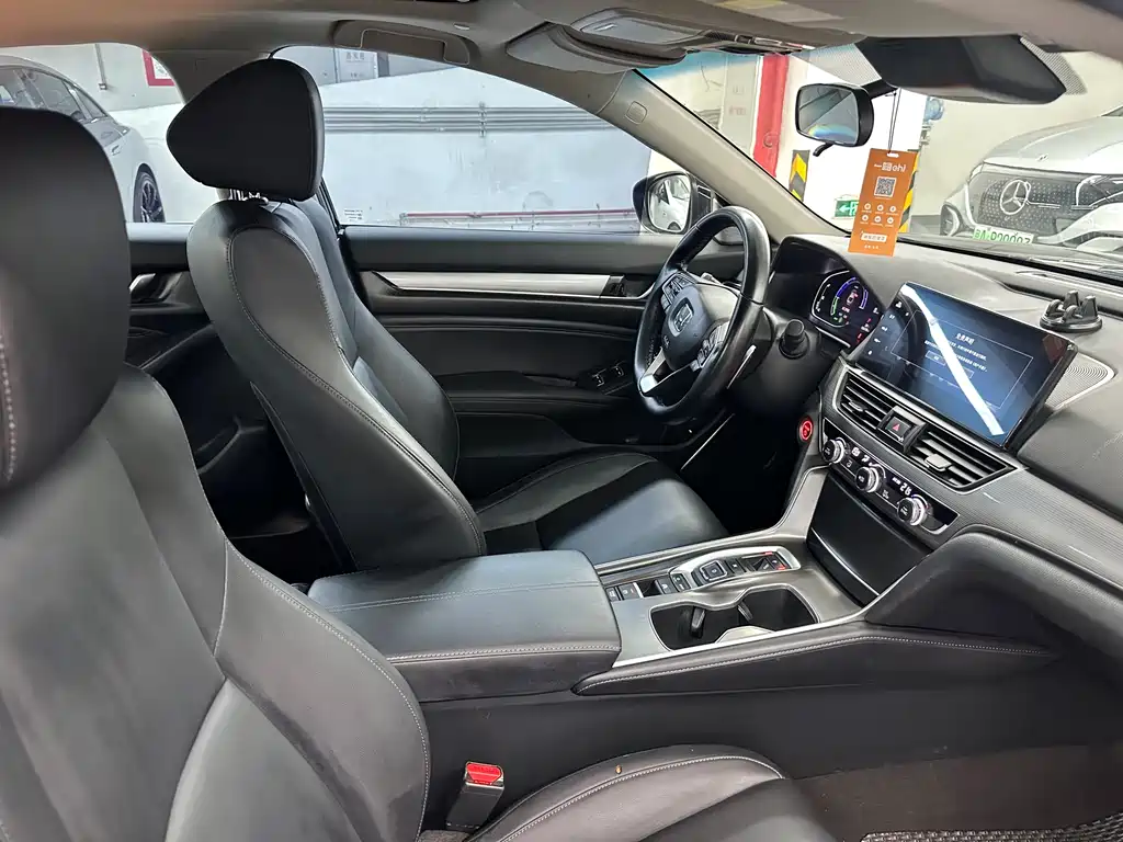 Honda Accord — фото 14