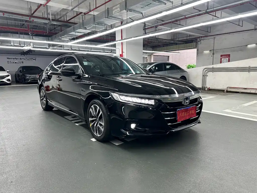 Honda Accord — фото 3