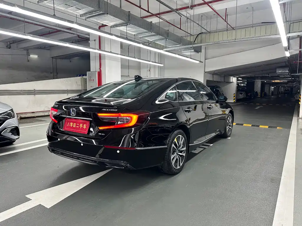 Honda Accord — фото 6
