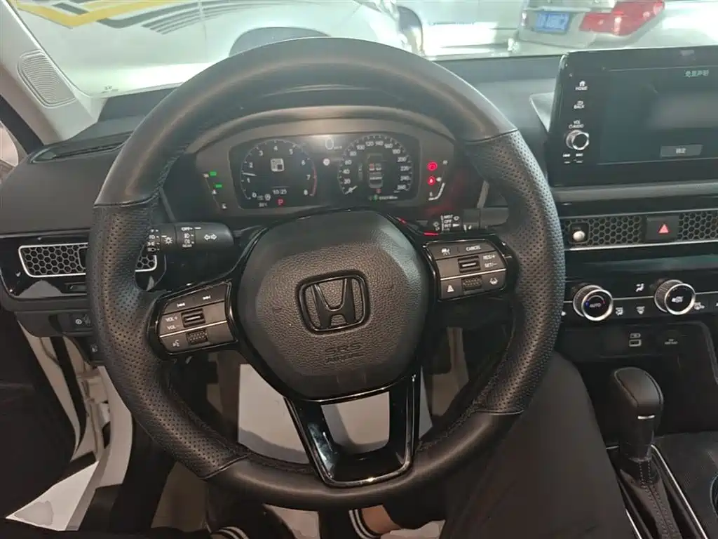 Honda Civic — фото 11