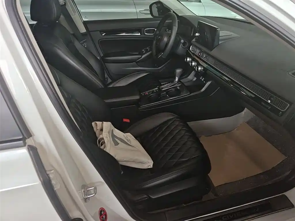 Honda Civic — фото 25