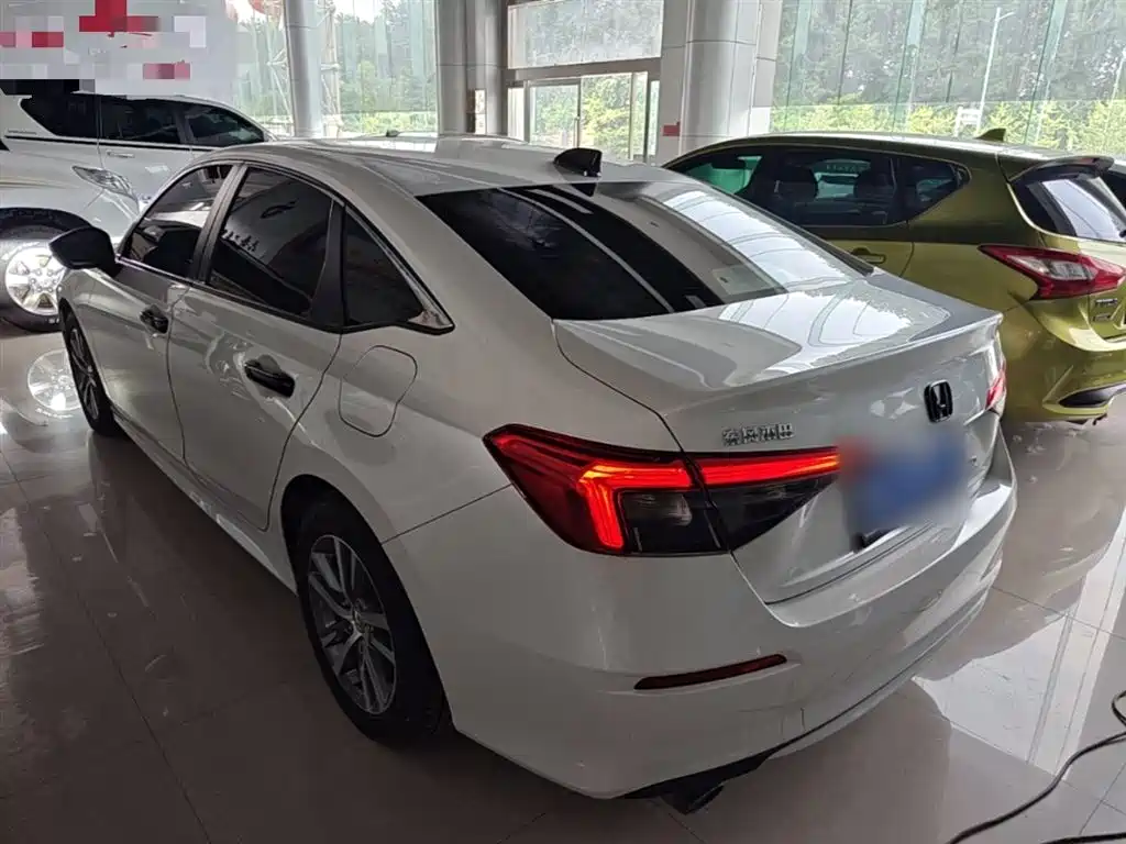 Honda Civic — фото 5