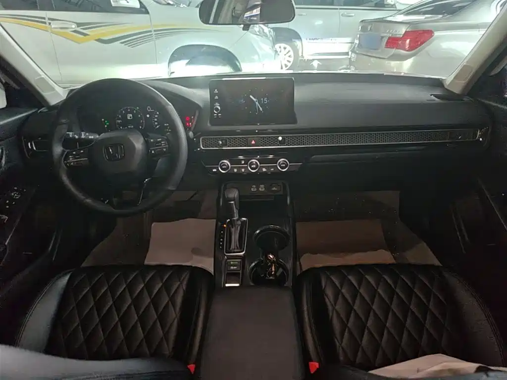 Honda Civic — фото 10