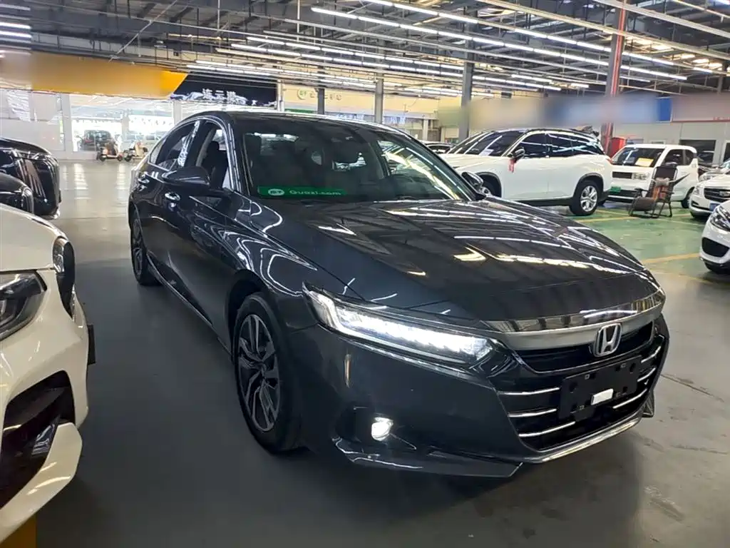 Honda Accord — фото 4