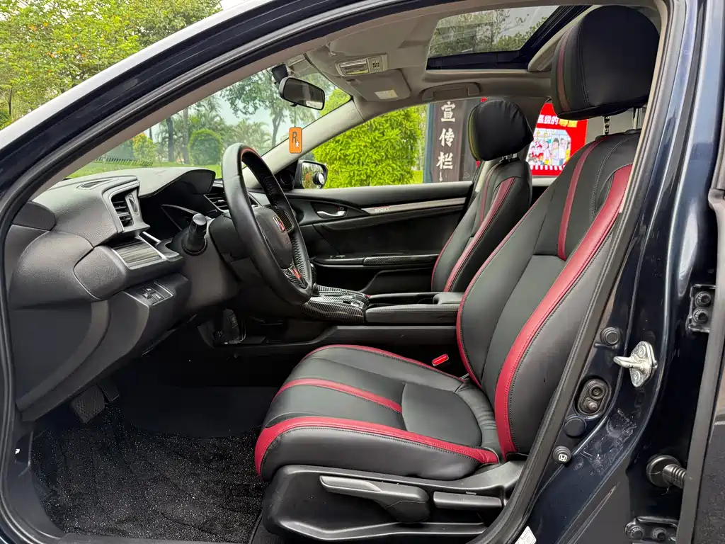 Honda Civic — фото 11