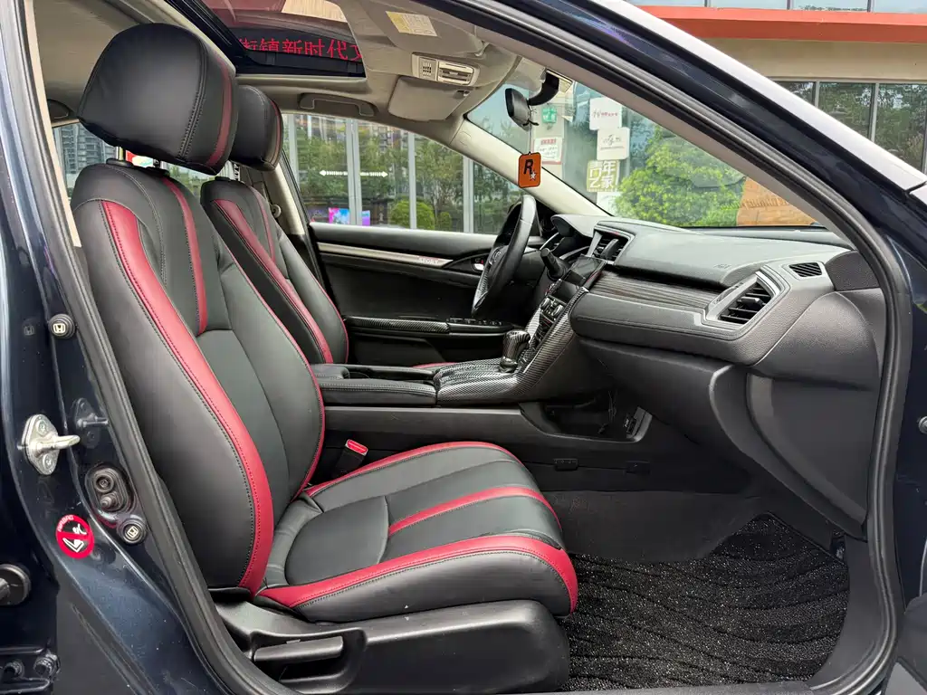 Honda Civic — фото 13