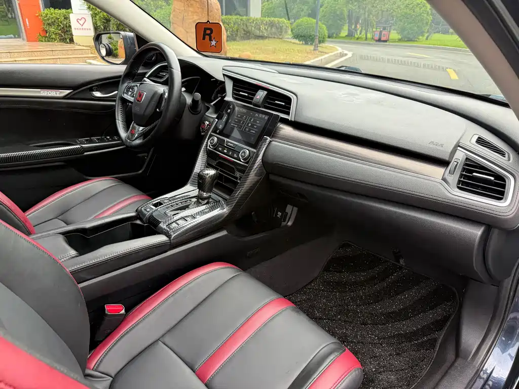 Honda Civic — фото 14