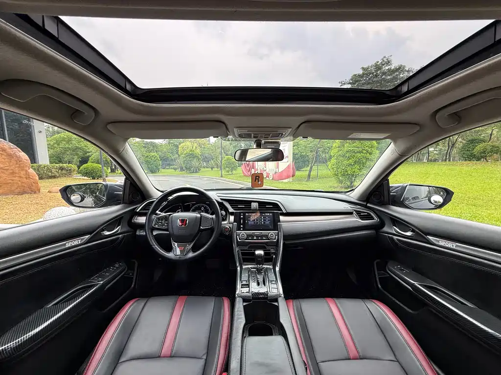 Honda Civic — фото 17