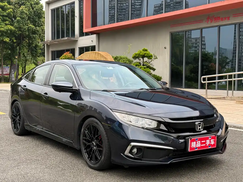 Honda Civic — фото 3