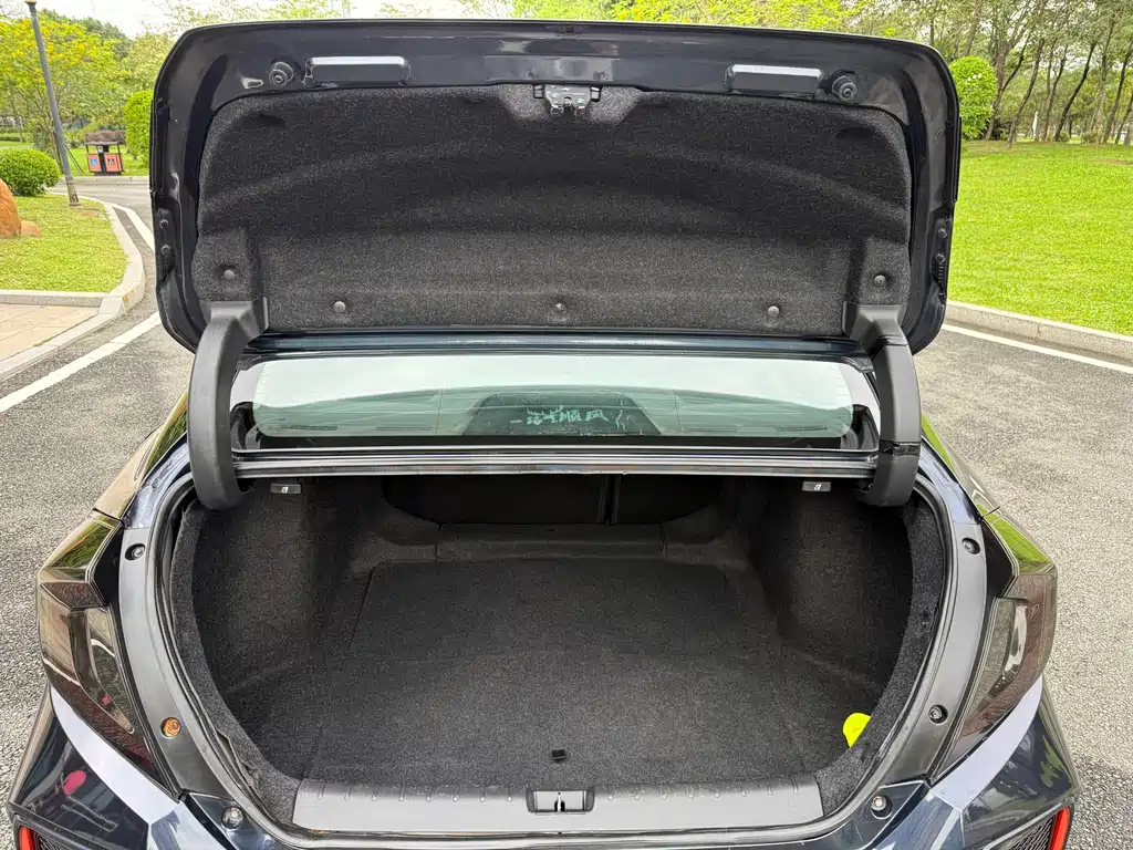 Honda Civic — фото 24