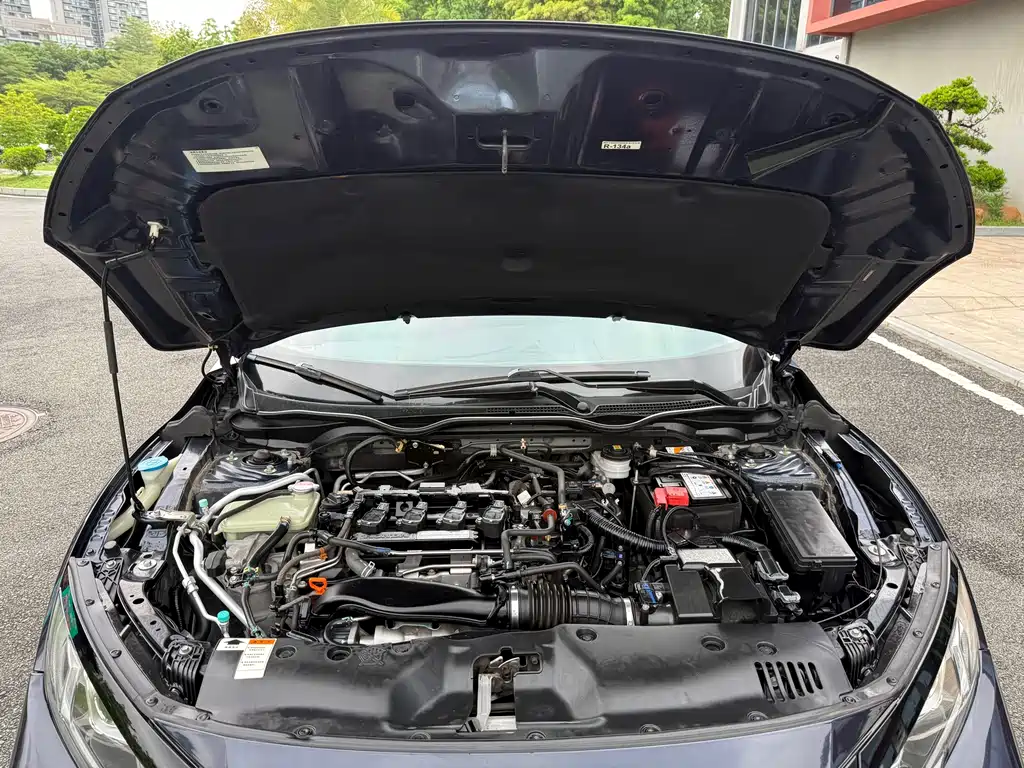 Honda Civic — фото 30