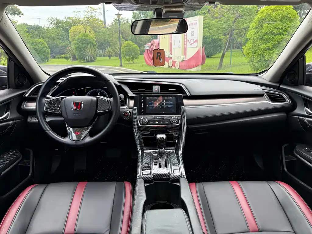 Honda Civic — фото 7