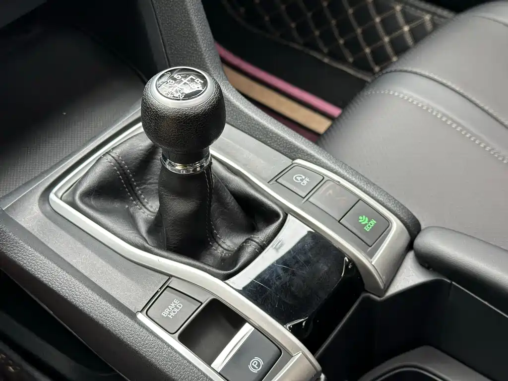 Honda Civic — фото 11