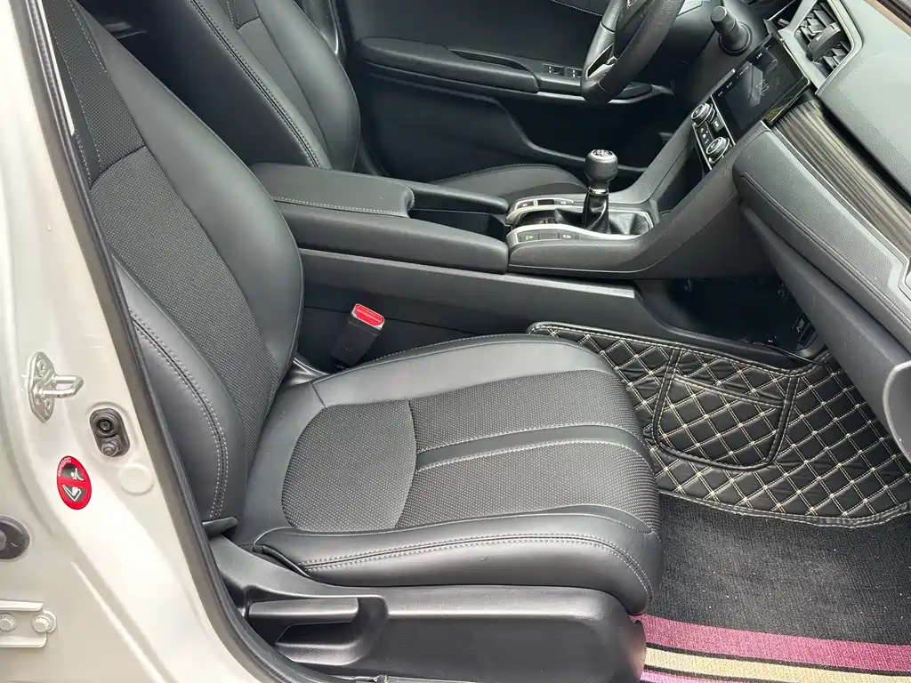 Honda Civic — фото 19