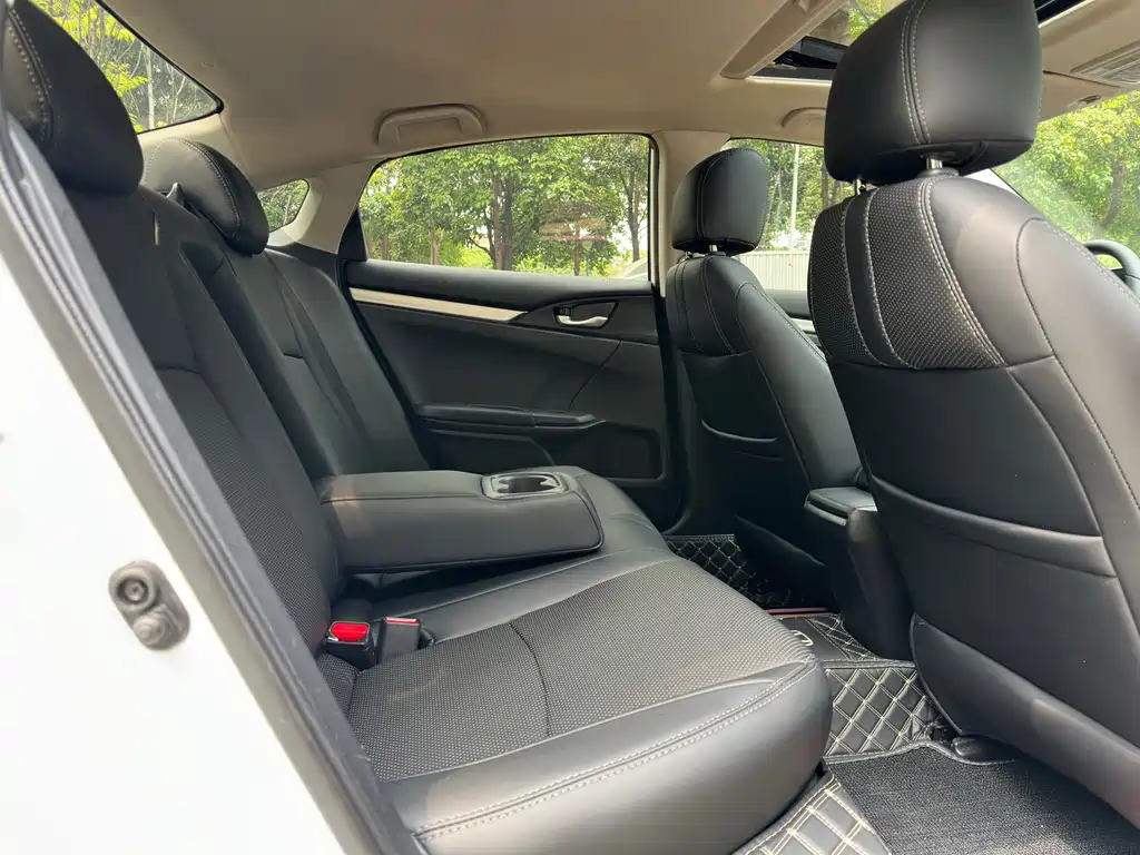 Honda Civic — фото 21